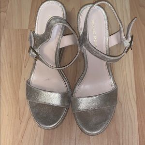 Pelle Moda Metallic Wedges